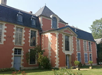 Chambres d'hôtes du Château de Montchevreau - COSNE-COURS-SUR-LOIRE