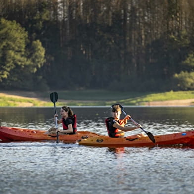 Angie 'le feu de l'eau' : Rafting et Eaux Vives, Packraft, Kayak et Paddle