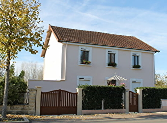Gîte les Géraniums - COSNE-COURS-SUR-LOIRE