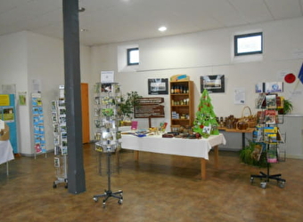 Produits locaux à l'Office de Tourisme Morvan Sommets & Grands Lacs - B.I.T de Château-Chinon - CHATEAU-CHINON (VILLE)