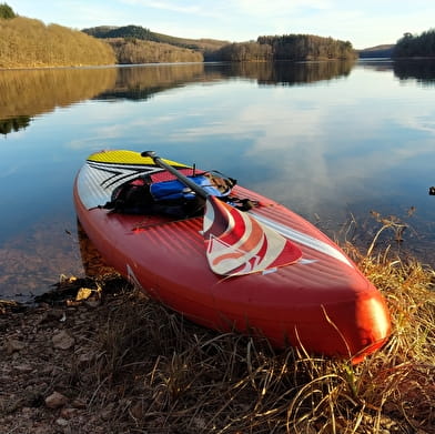 Angie 'le feu de l'eau' : Rafting et Eaux Vives, Packraft, Kayak et Paddle