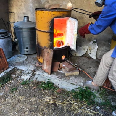 Atelier artisanal : Expérience Raku avec Terres de Rencontres