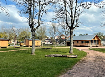 Camping Municipal - CERCY-LA-TOUR