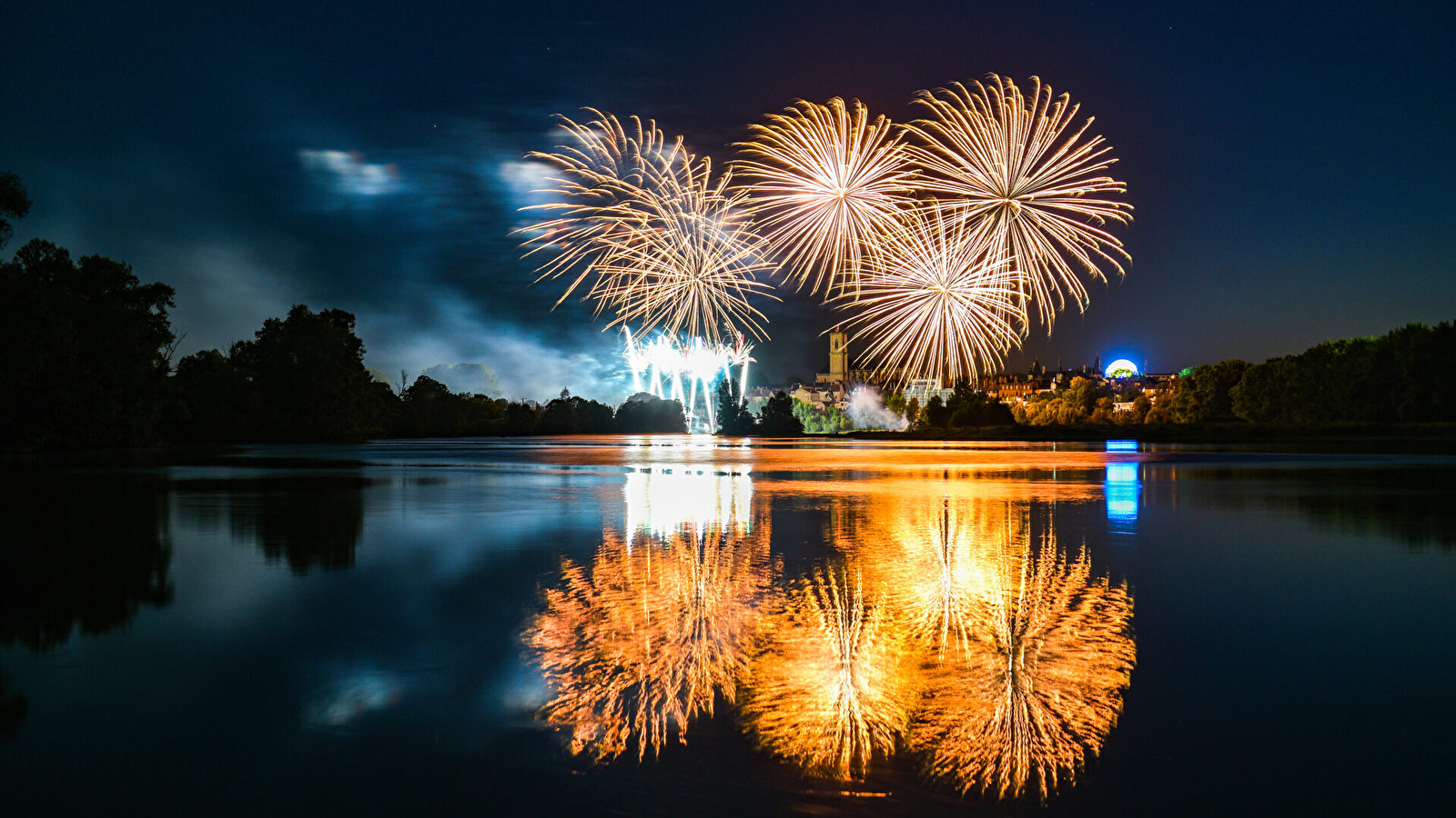 Journée festive et feu d'artifice 