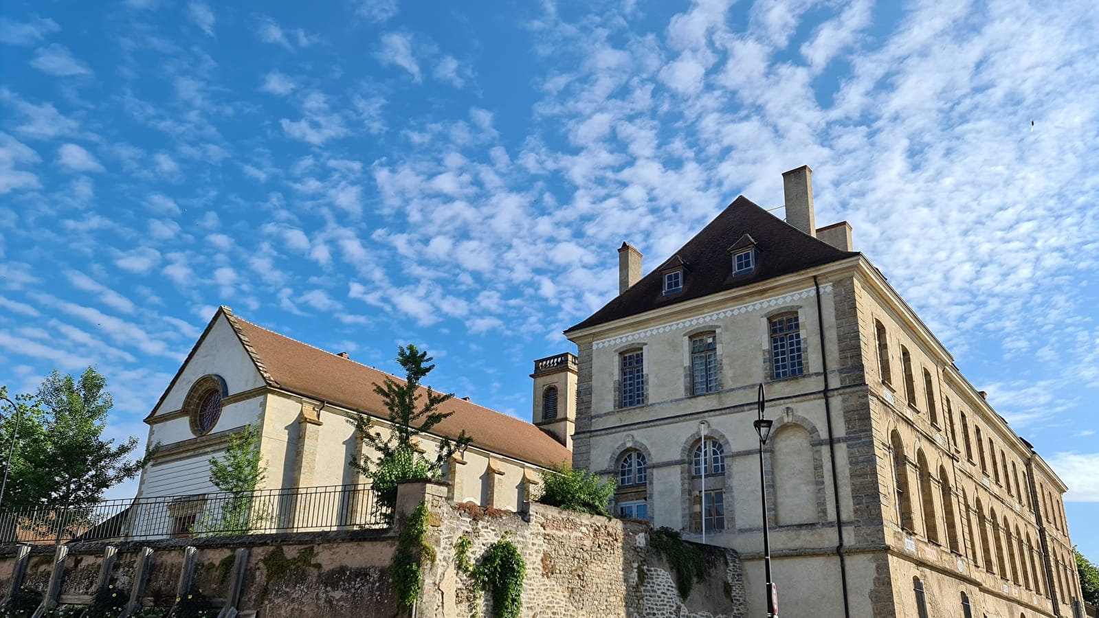 Abbaye de Corbigny