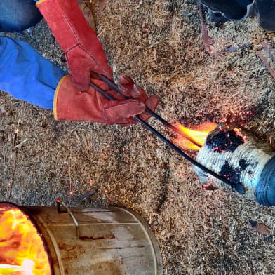 Atelier artisanal : Expérience Raku avec Terres de Rencontres