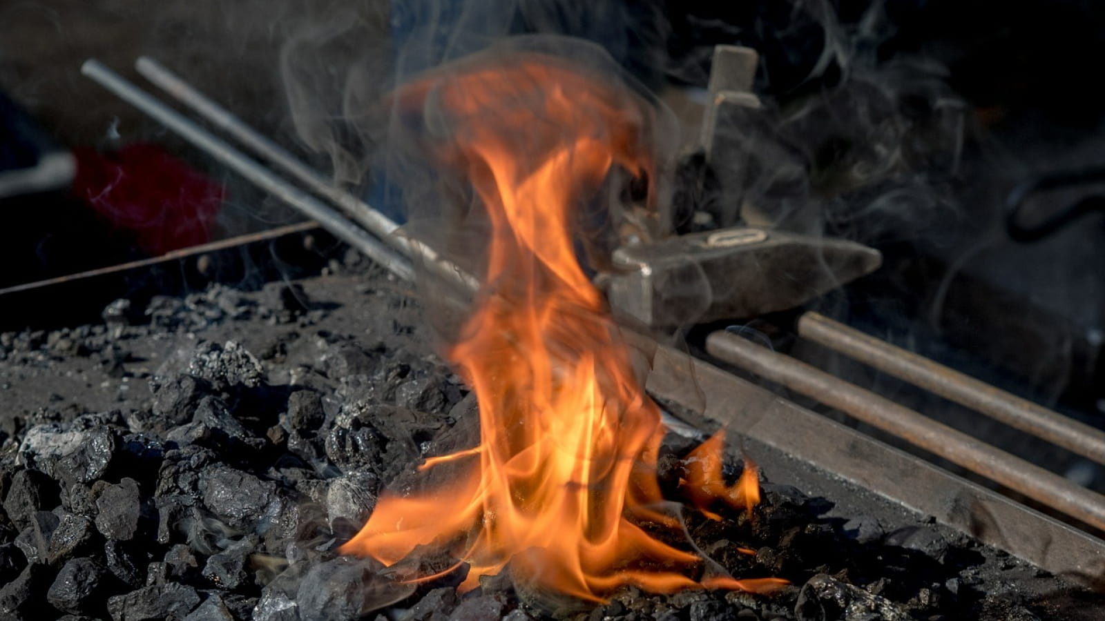 Forge à mains nues