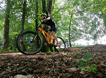 VTT assistance électrique lac des settons - ACTIVITAL - MONTSAUCHE-LES-SETTONS