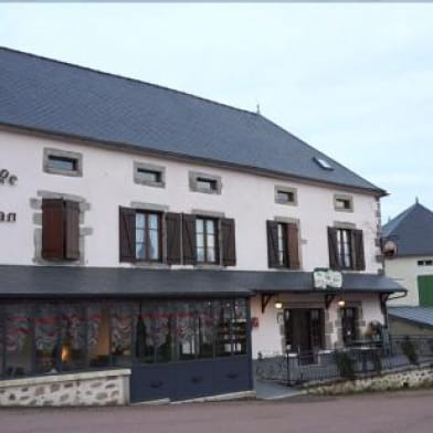 The Little Pub - Auberge du Morvan