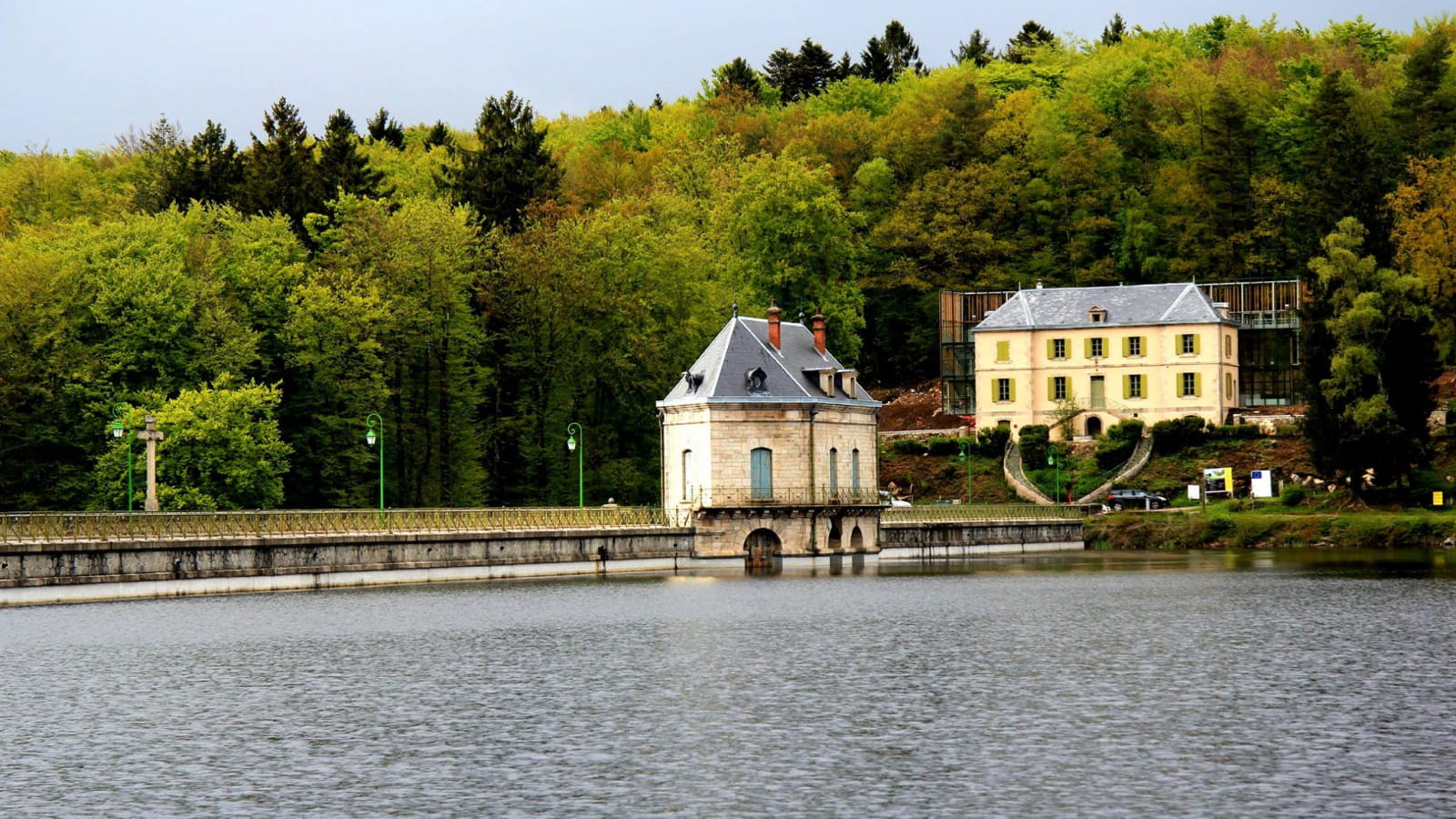 Visite guidée en Néerlandais au Barrage des Settons