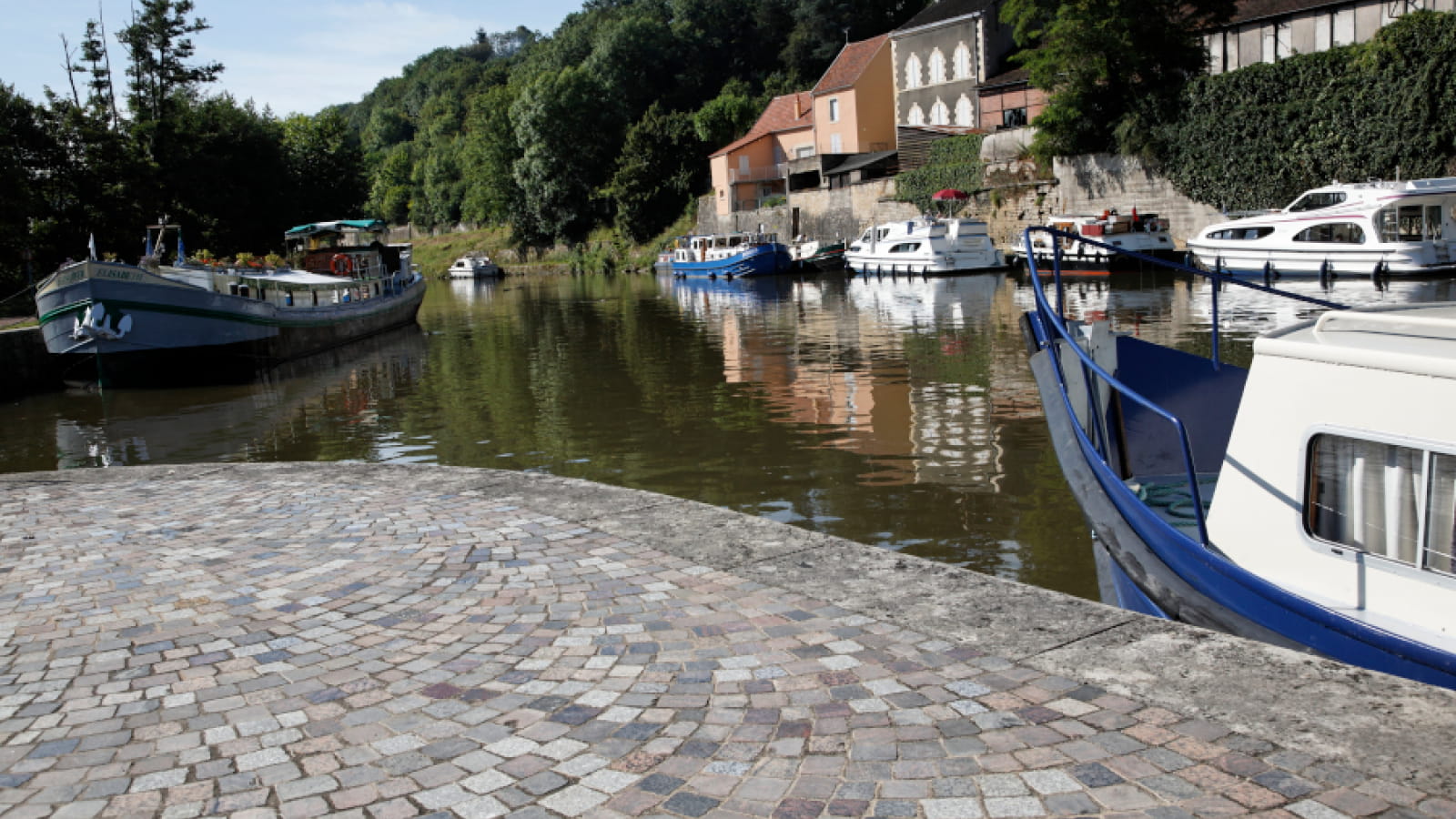 Port de plaisance - halte nautique de Clamecy