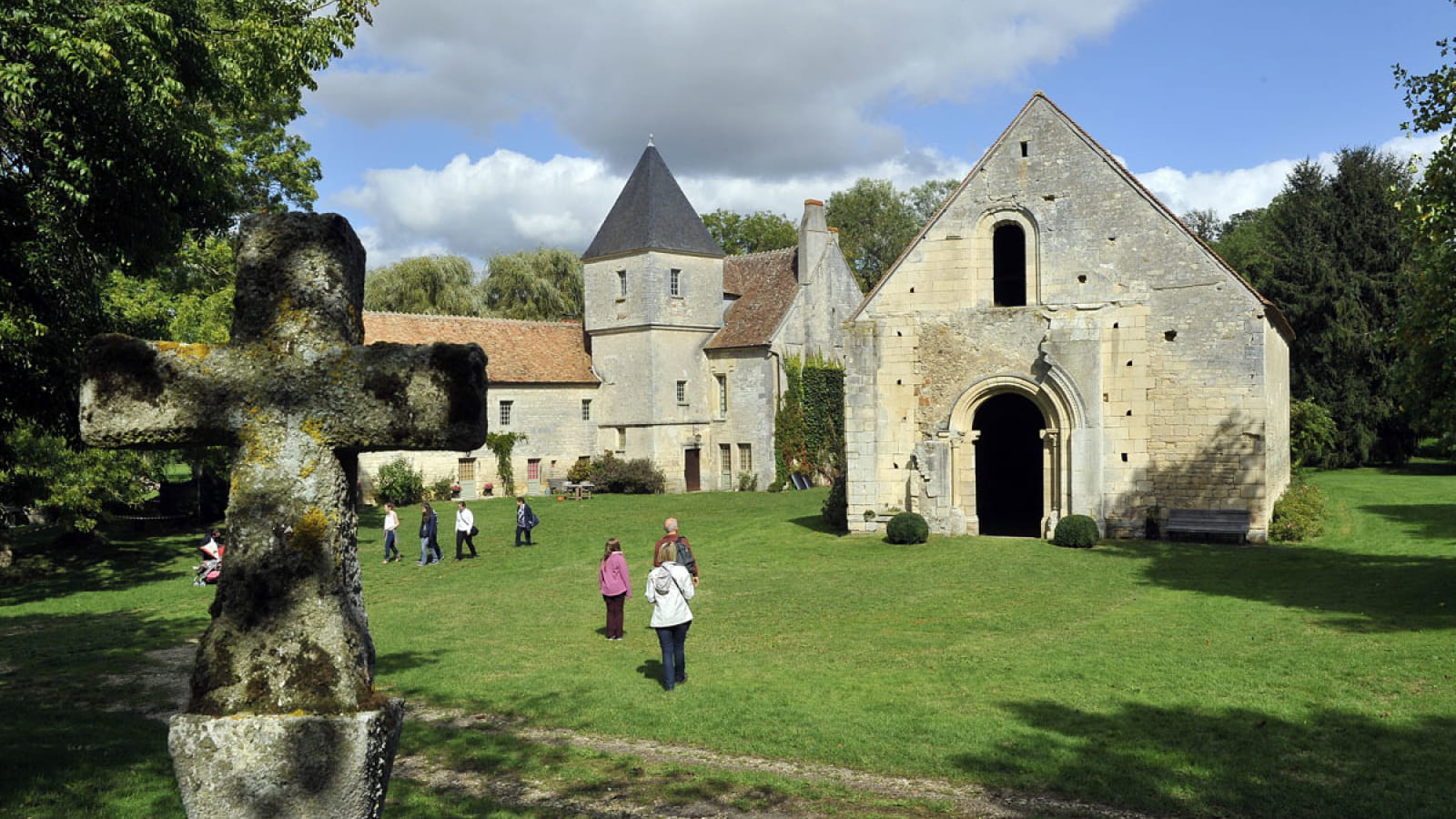 Visite libre du site de la Commanderie de Villemoison