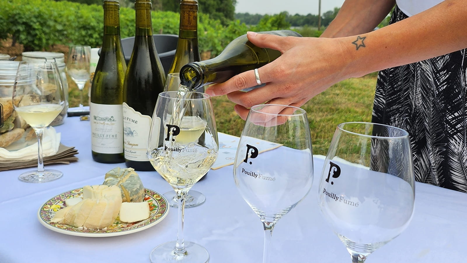 'It's Wine Time' sur une plage de Loire 