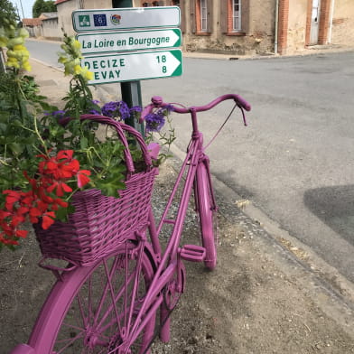 Relais vélo route de Charrin