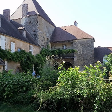 A la découverte de Cuy - Visite guidée de la Maison forte