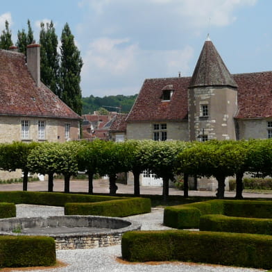 Visite numérique GuidiGo : 'Varzy, ancienne cité fortifiée'