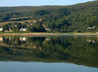 Baignade au Lac de Pannecière - CHAUMARD
