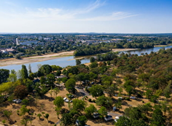 Camping de l'Ile par Aquadis Loisirs - BANNAY