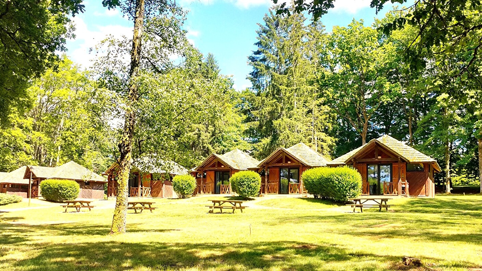 Location hébergements Chalets 6 personnes Lac des Settons Morvan - Activital