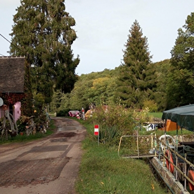 L'Echelle des 16 écluses et sa Vallée