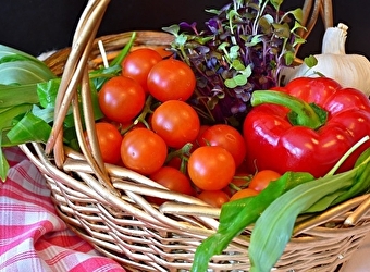 Marché à FOURCHAMBAULT - FOURCHAMBAULT