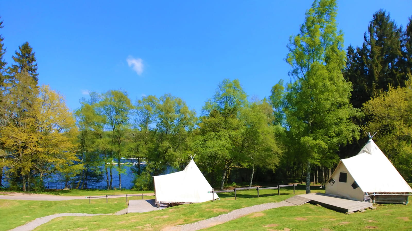 Location hébergement Tipis lac des Settons - Activital