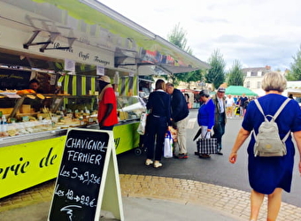 Marchés hebdomadaires de Cosne-Cours-sur-Loire - COSNE-COURS-SUR-LOIRE