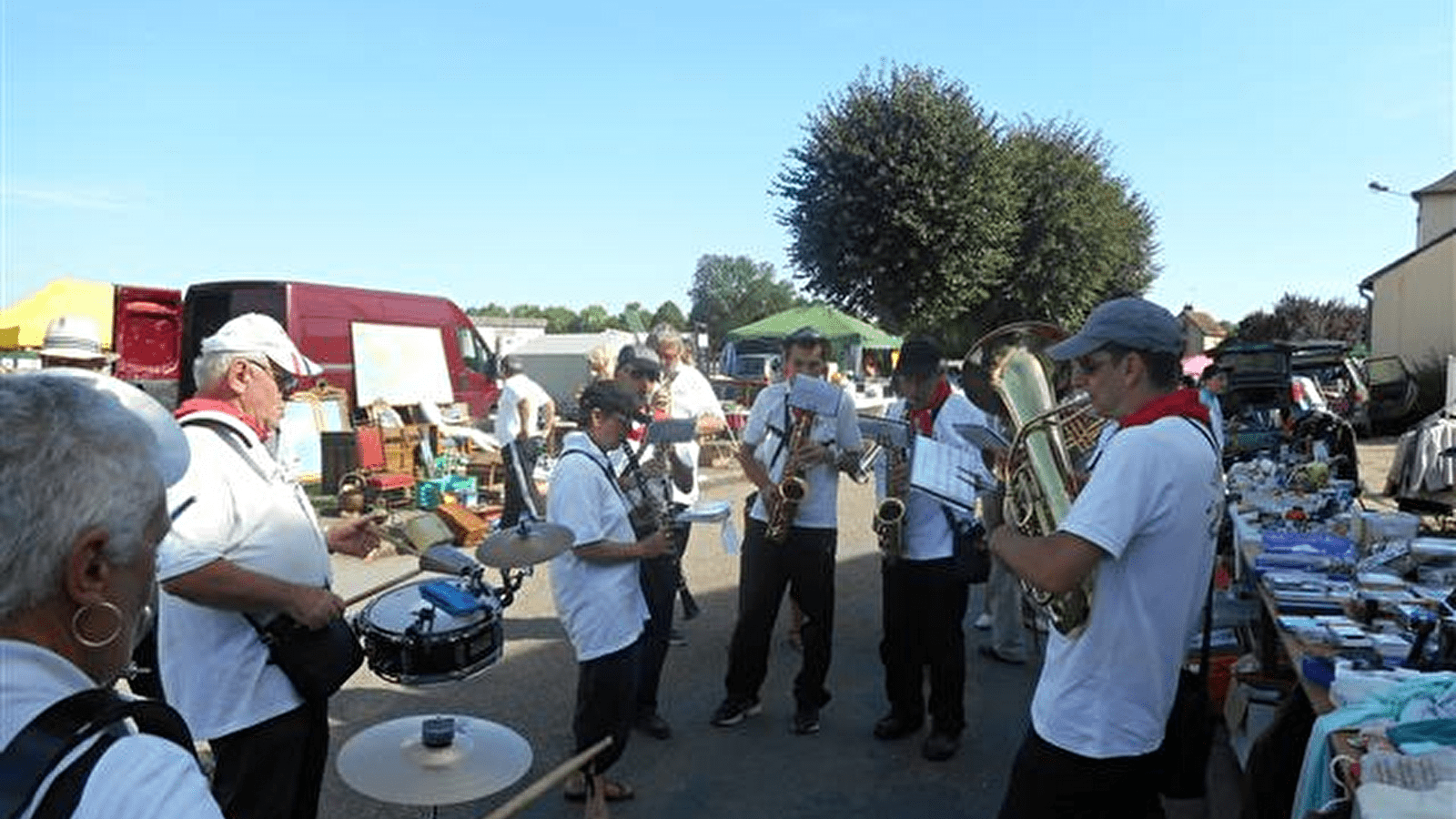 Brocante du CDF Champivertin