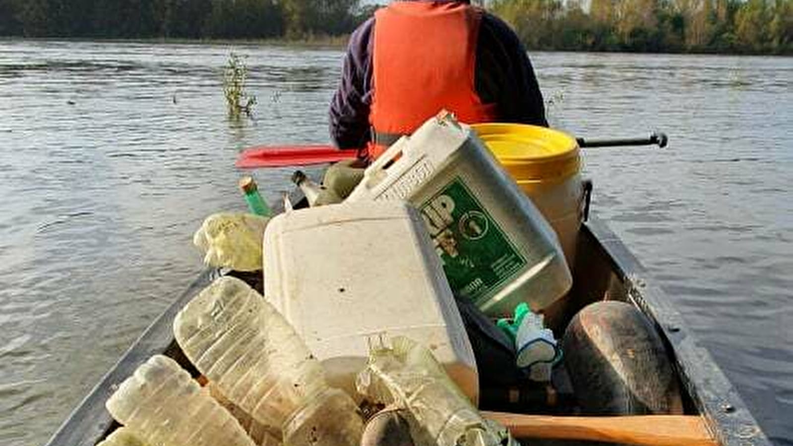 Nettoyage de la Loire en canoë