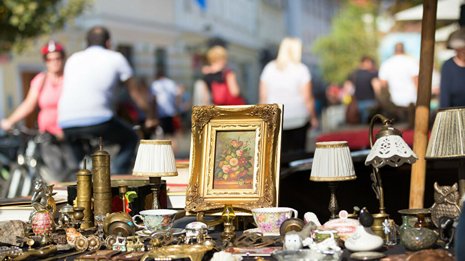 Brocante et vide-greniers