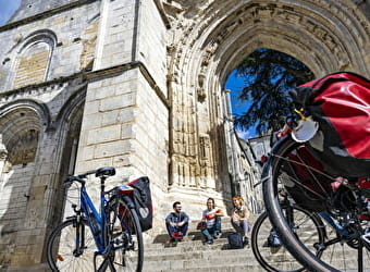 Saint-Jacques à vélo via Vézelay V56 : Varzy - La Charité-sur-loire - VARZY