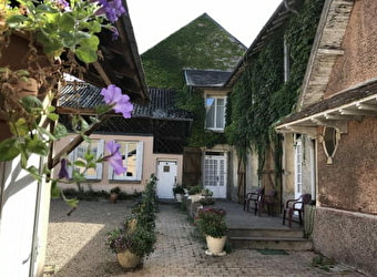 L'Auberge Chez Perreau - LORMES
