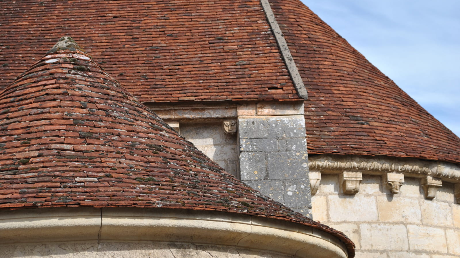 Du château au moulin